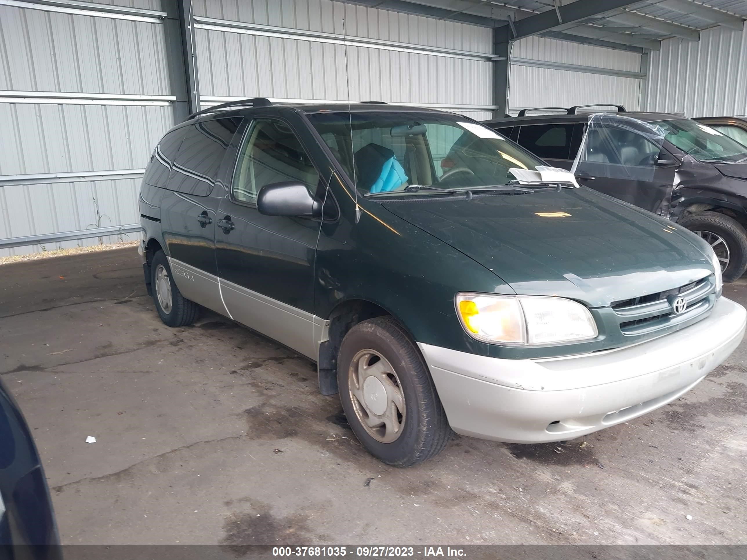 TOYOTA SIENNA 2000 4t3zf13cxyu192293