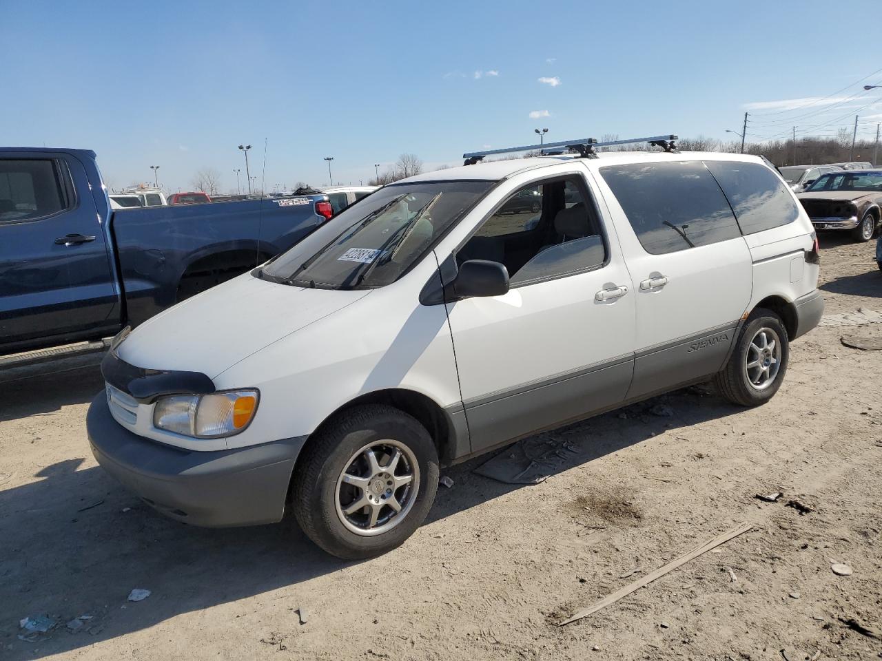 TOYOTA SIENNA 2000 4t3zf19c2yu224449