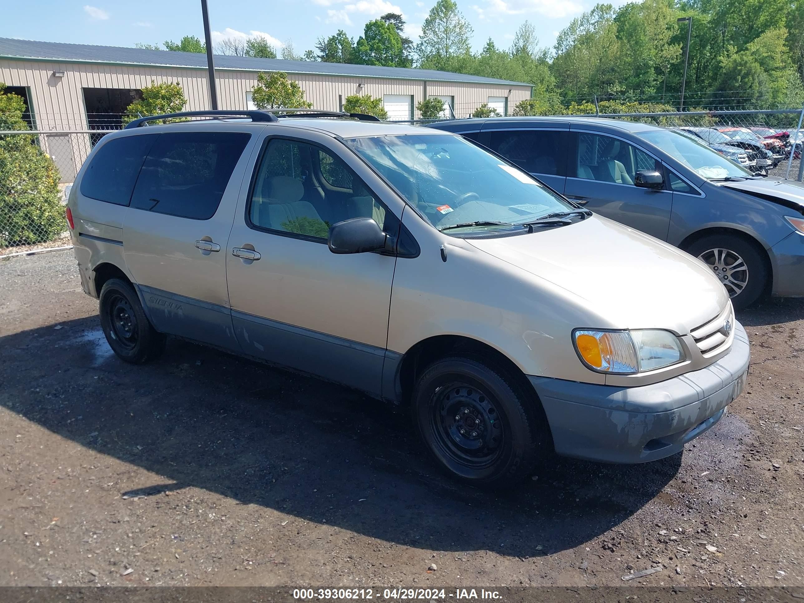 TOYOTA SIENNA 2003 4t3zf19c93u546319