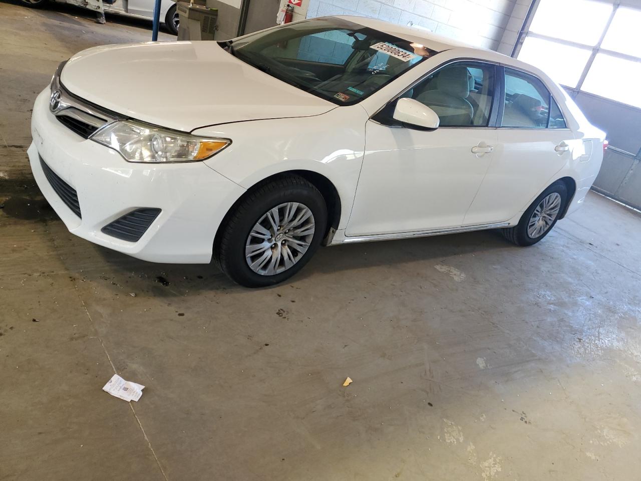 TOYOTA CAMRY 2014 4t4bf1fk0er413091