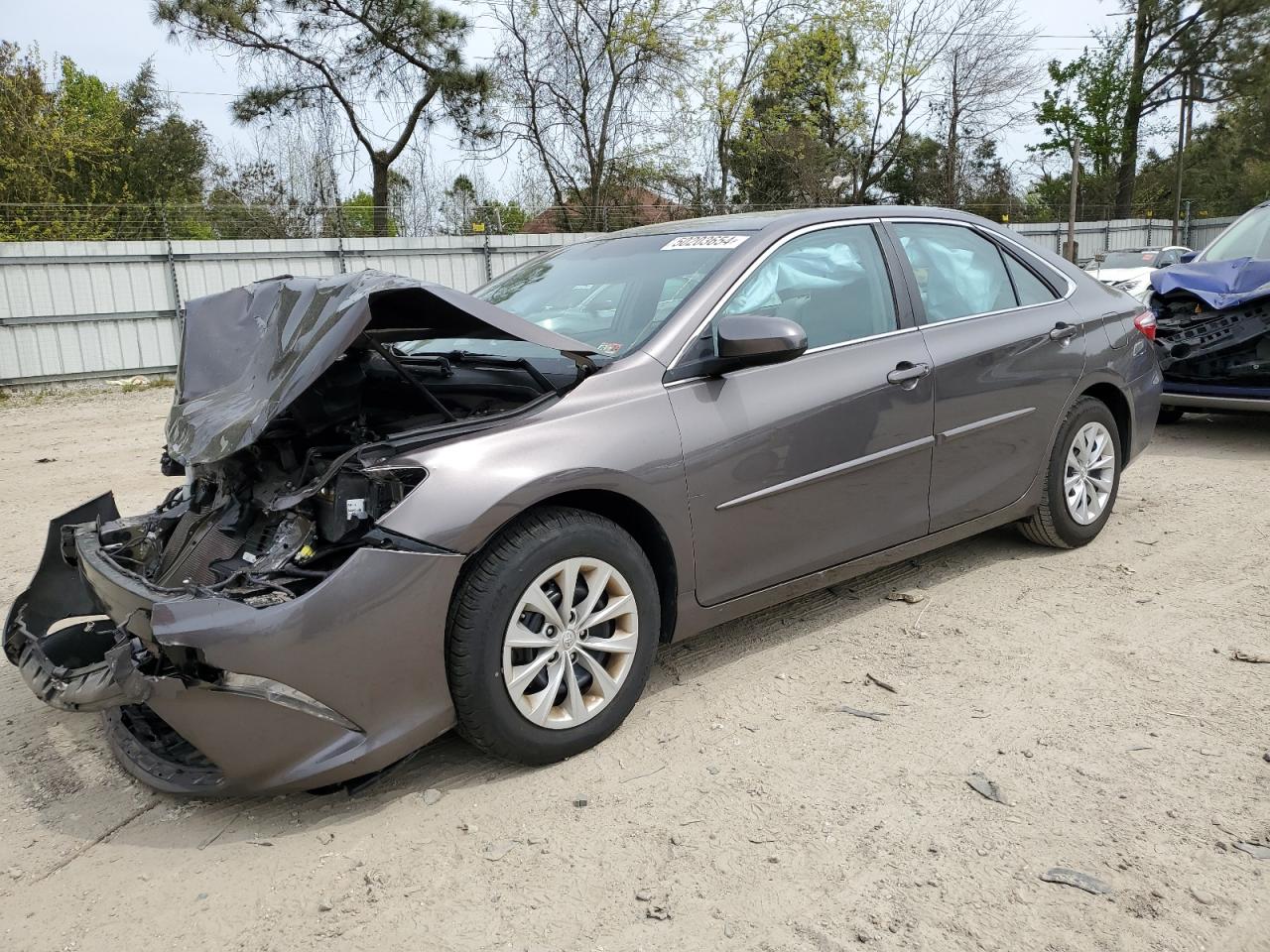 TOYOTA CAMRY 2016 4t4bf1fk0gr555752