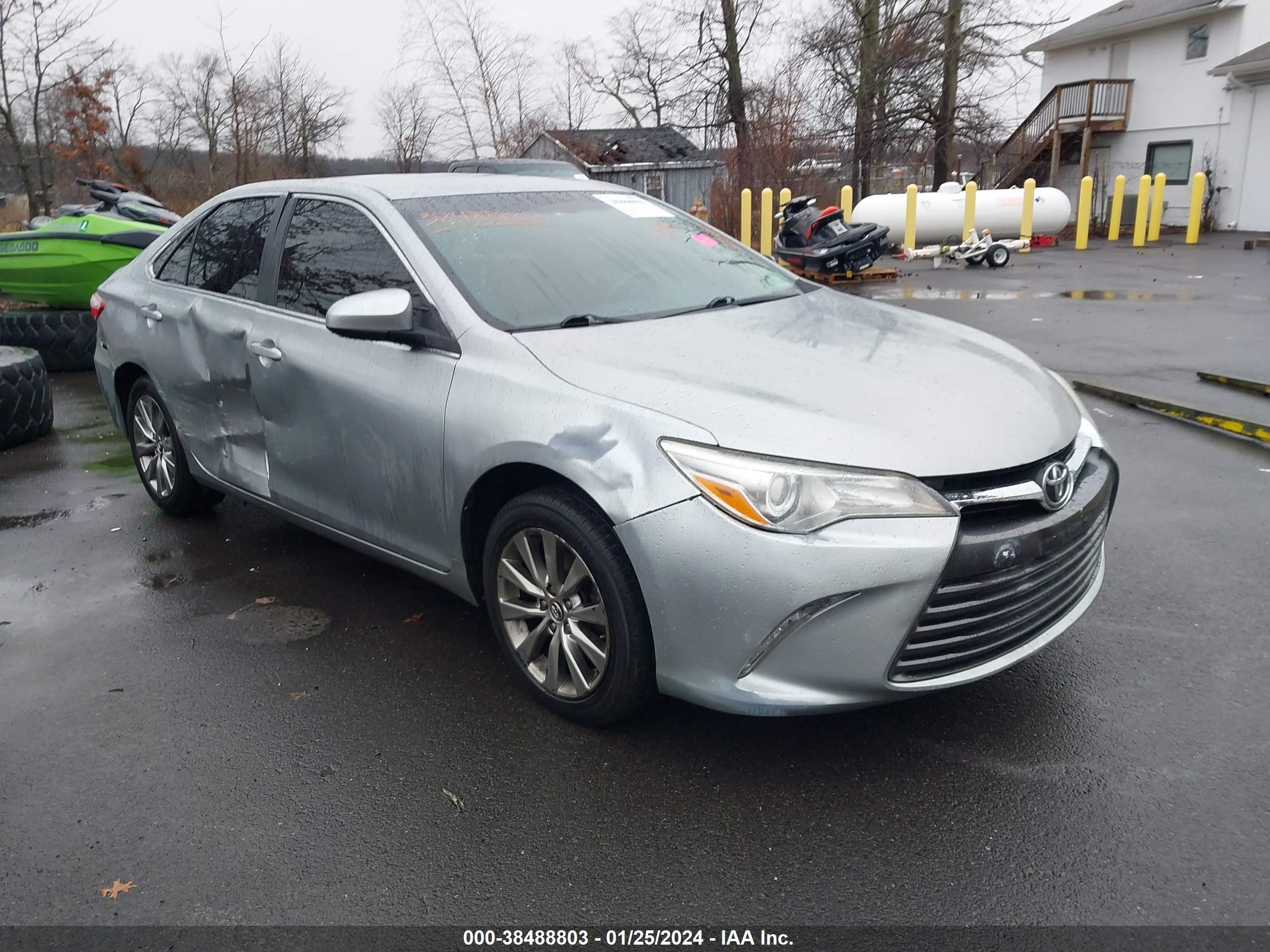 TOYOTA CAMRY 2015 4t4bf1fk1fr467971