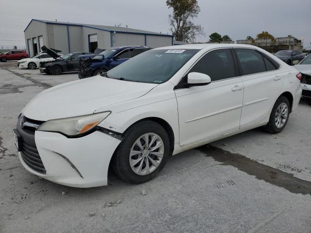 TOYOTA CAMRY 2015 4t4bf1fk1fr485628