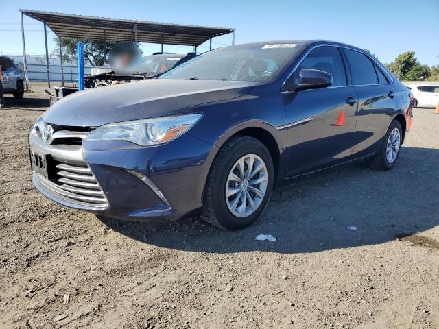 TOYOTA CAMRY LE 2016 4t4bf1fk1gr572382