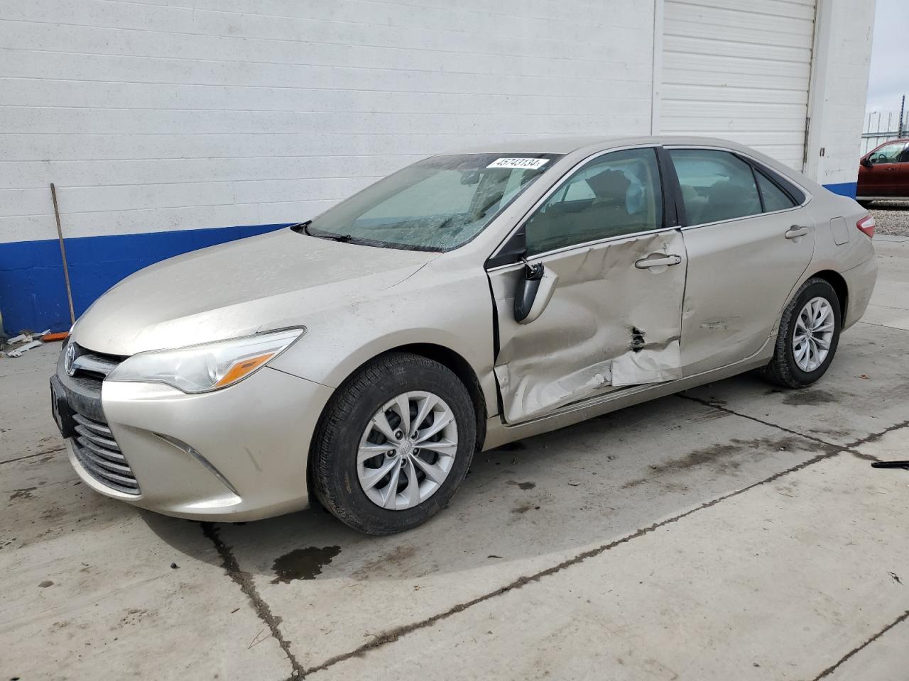 TOYOTA CAMRY 2015 4t4bf1fk2fr465226