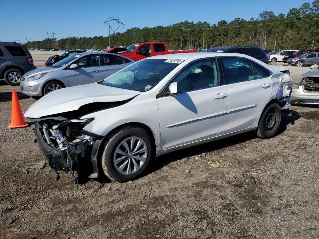 TOYOTA CAMRY LE 2015 4t4bf1fk2fr476159