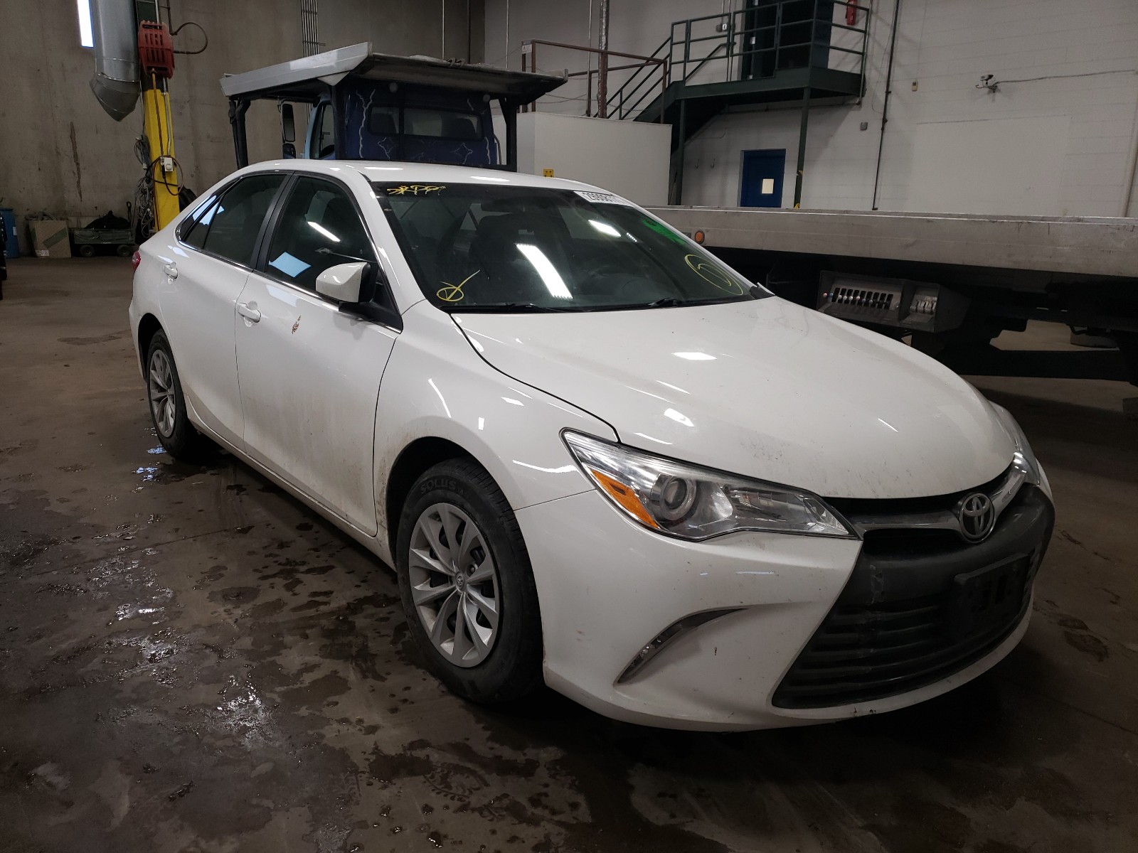 TOYOTA CAMRY LE 2015 4t4bf1fk2fr504753