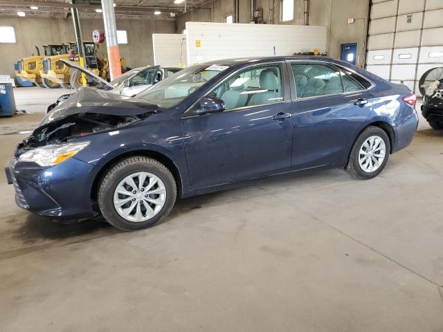 TOYOTA CAMRY LE 2015 4t4bf1fk2fr514022