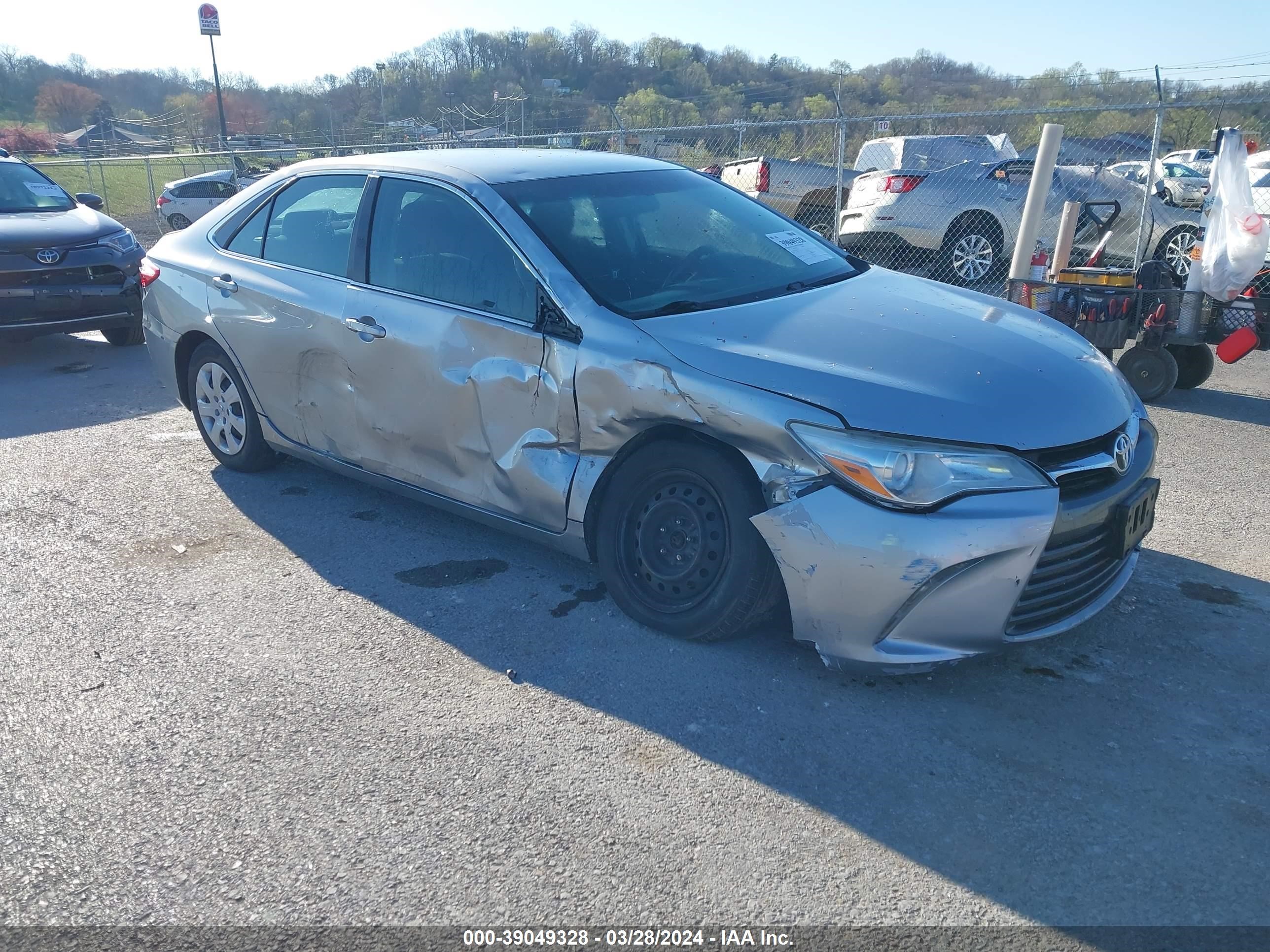 TOYOTA CAMRY 2015 4t4bf1fk3fr456423