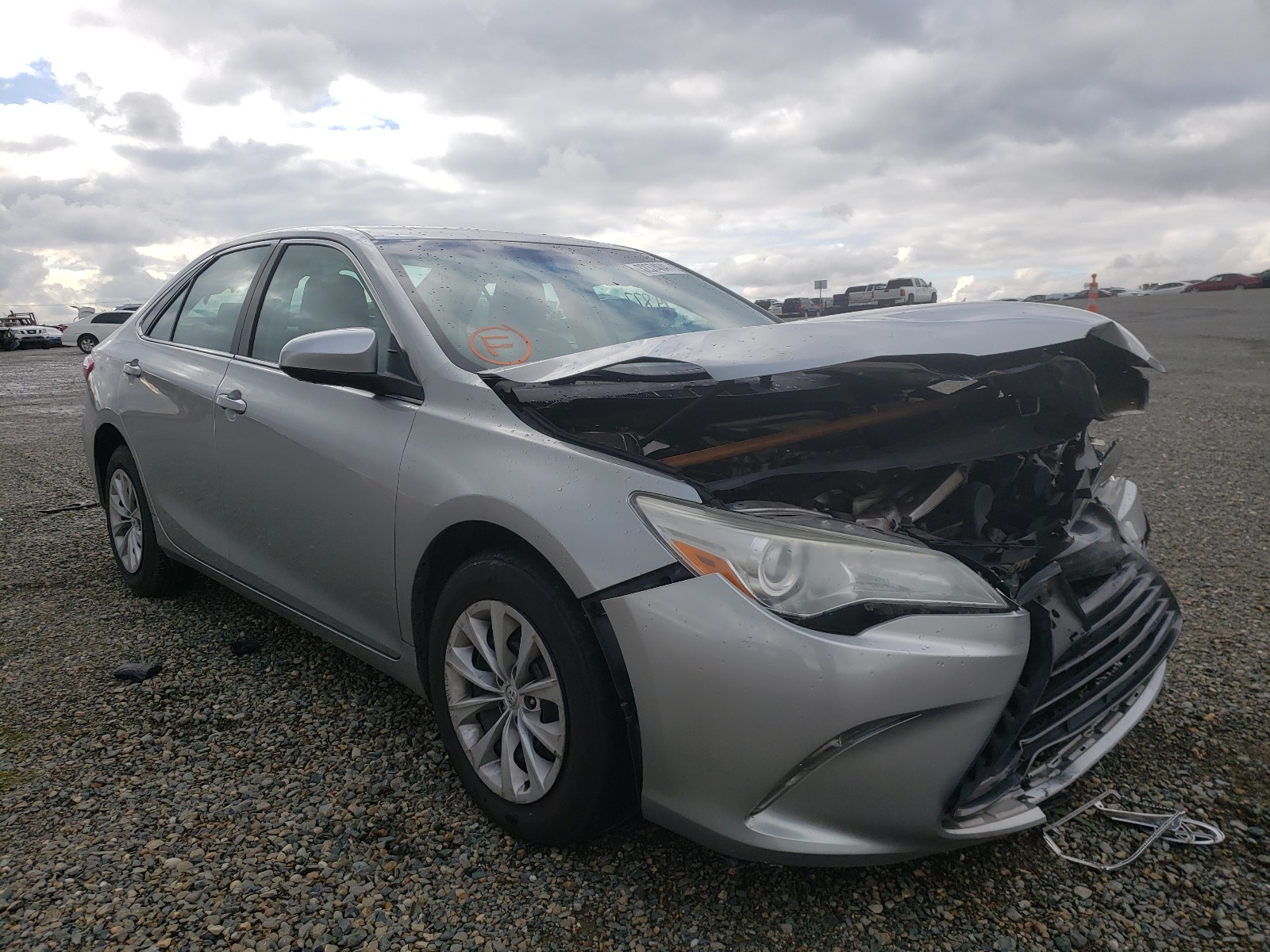 TOYOTA CAMRY LE 2015 4t4bf1fk3fr461315