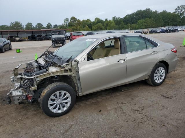 TOYOTA CAMRY LE 2015 4t4bf1fk3fr512358