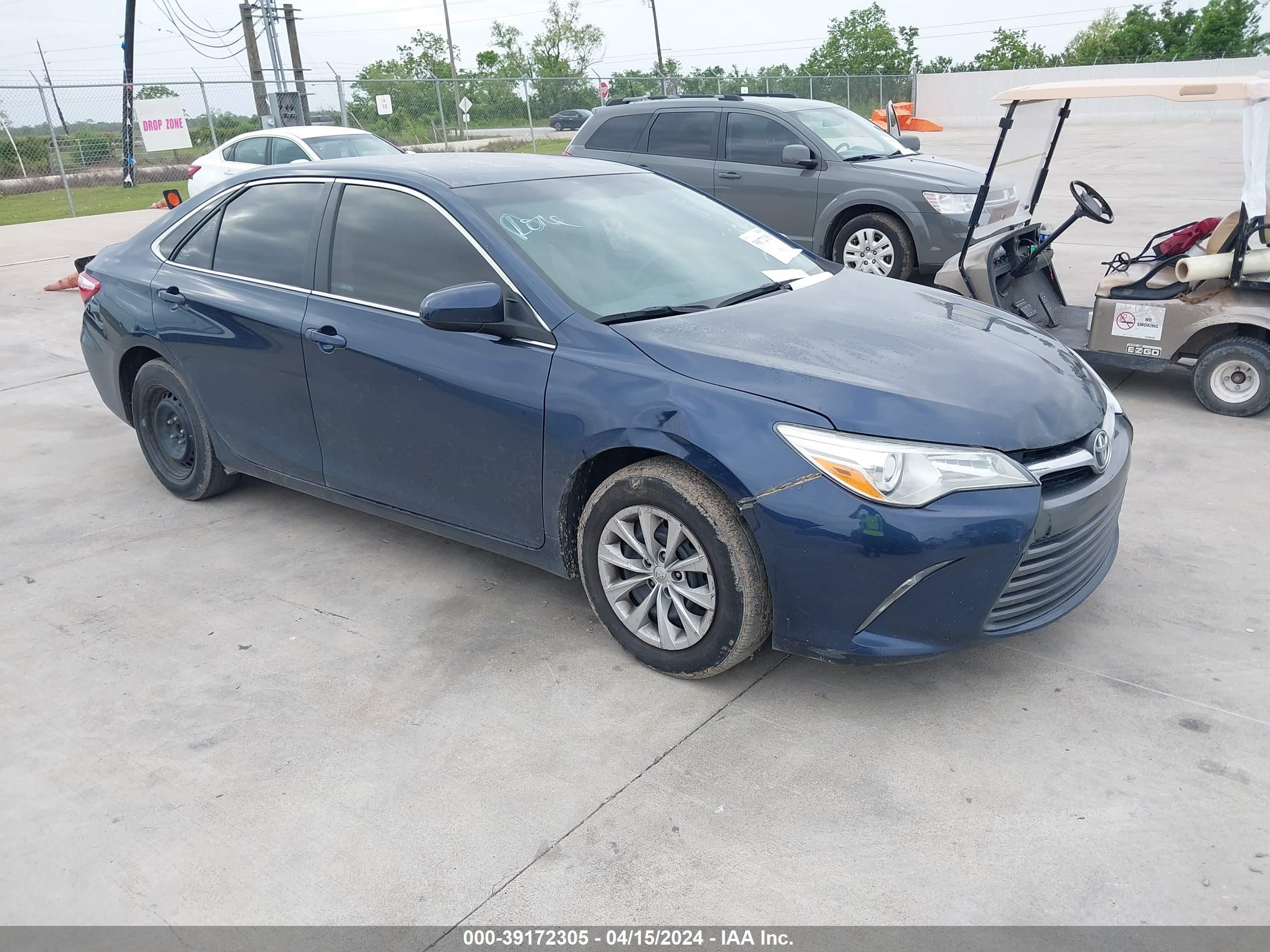 TOYOTA CAMRY 2015 4t4bf1fk3fr515521