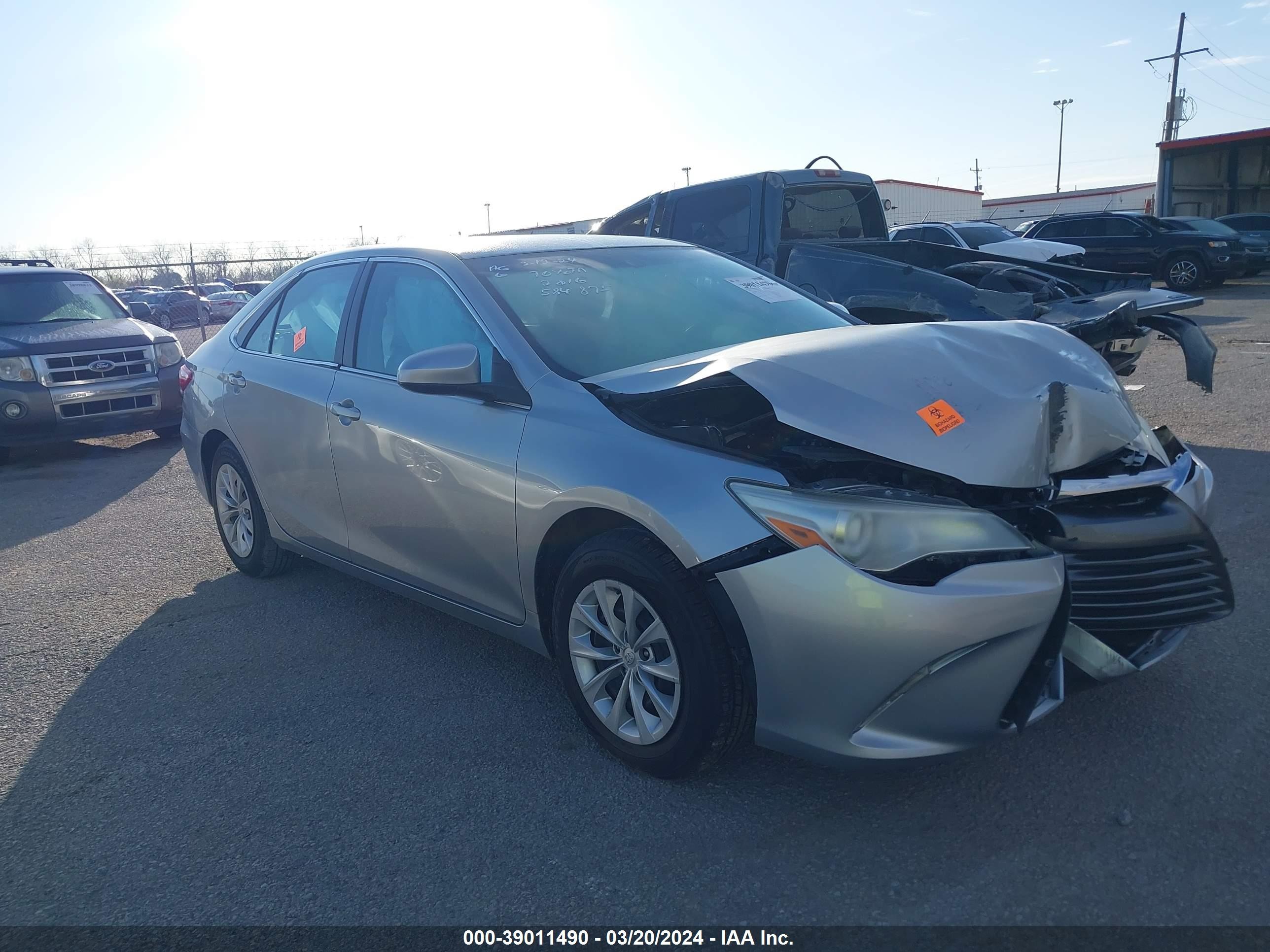 TOYOTA CAMRY 2016 4t4bf1fk3gr581875