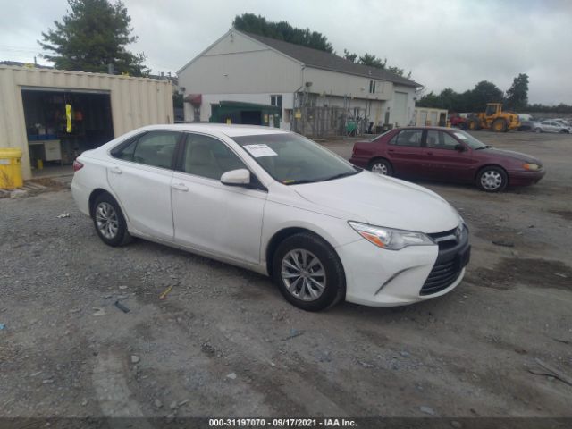 TOYOTA CAMRY 2015 4t4bf1fk4fr451666