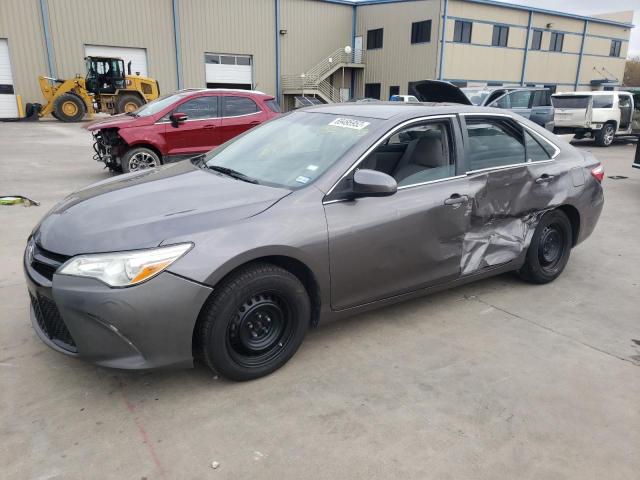 TOYOTA CAMRY LE 2016 4t4bf1fk4gr525203