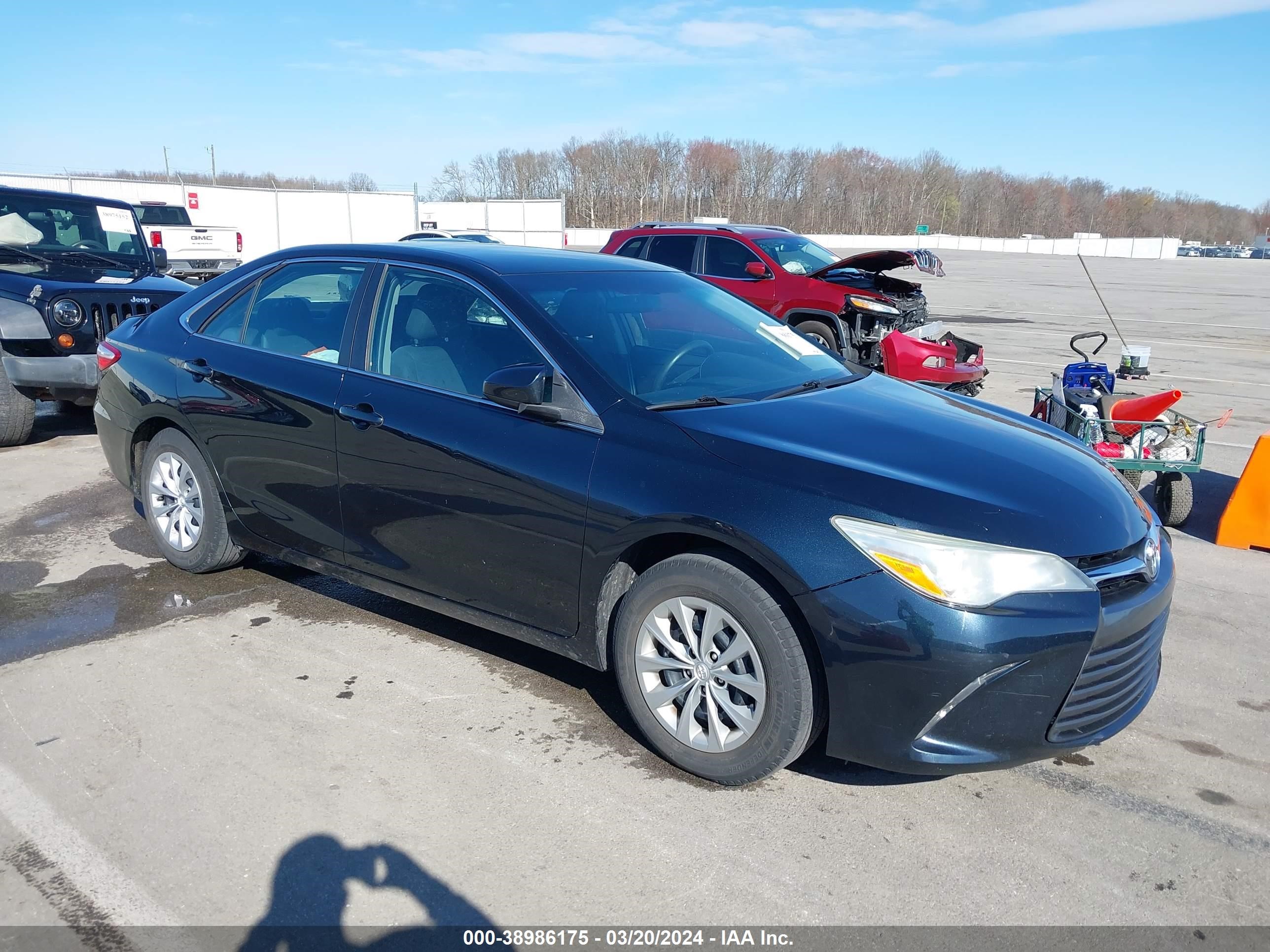 TOYOTA CAMRY 2016 4t4bf1fk4gr562249