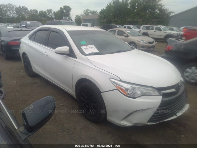 TOYOTA CAMRY 2015 4t4bf1fk5fr509929