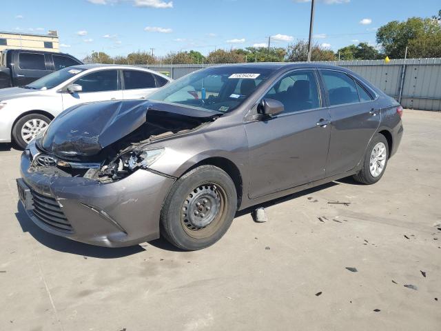 TOYOTA CAMRY LE 2016 4t4bf1fk5gr567511