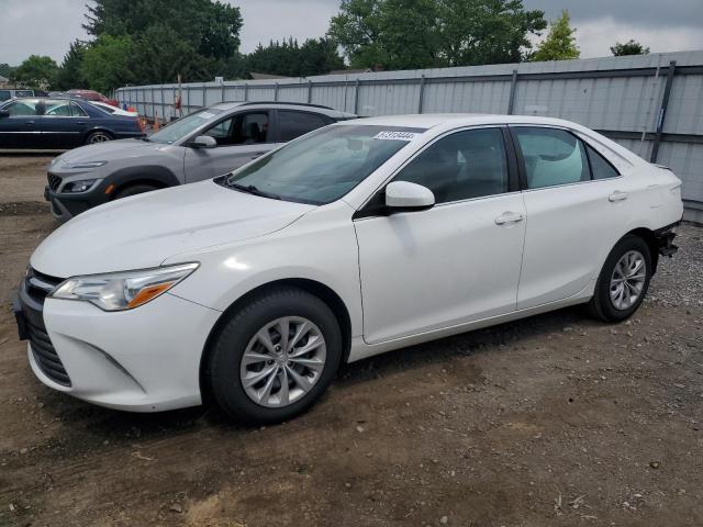 TOYOTA CAMRY LE 2015 4t4bf1fk6fr458344