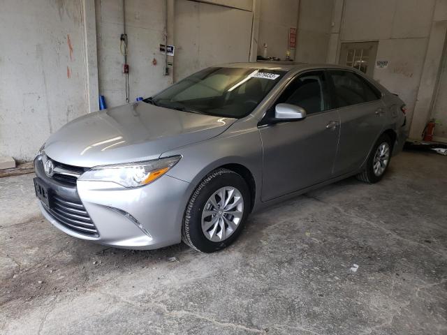 TOYOTA CAMRY LE 2015 4t4bf1fk7fr452181