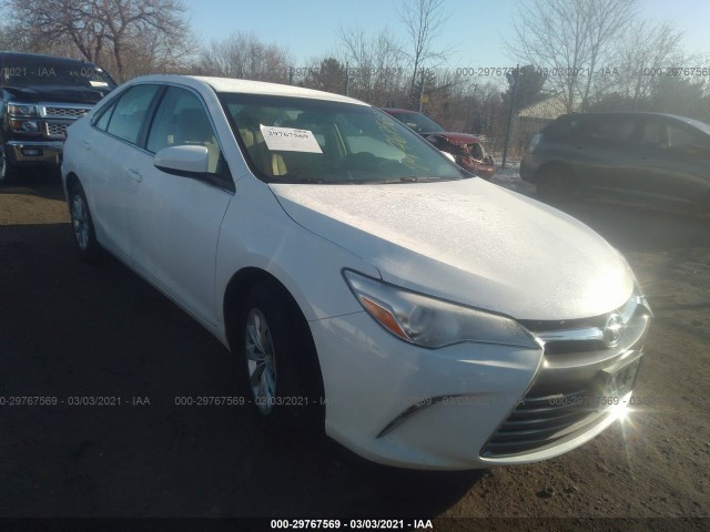 TOYOTA CAMRY 2016 4t4bf1fk7gr575223