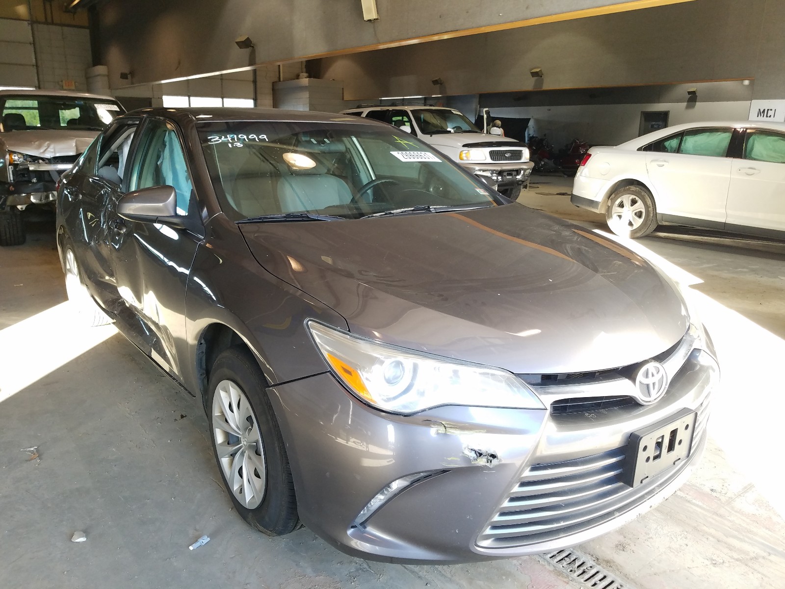 TOYOTA CAMRY LE 2016 4t4bf1fk7gr579451