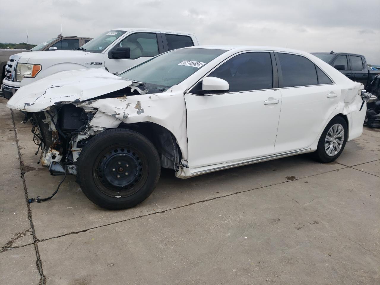 TOYOTA CAMRY 2014 4t4bf1fk8er395388