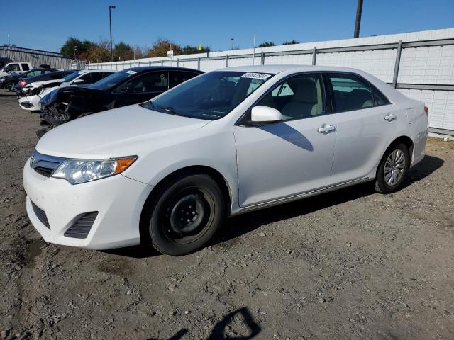 TOYOTA CAMRY L 2014 4t4bf1fk8er397934