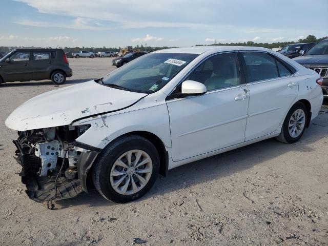 TOYOTA CAMRY LE 2015 4t4bf1fk8fr467188