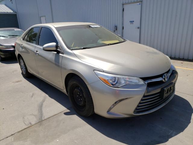 TOYOTA CAMRY LE 2015 4t4bf1fk8fr486047