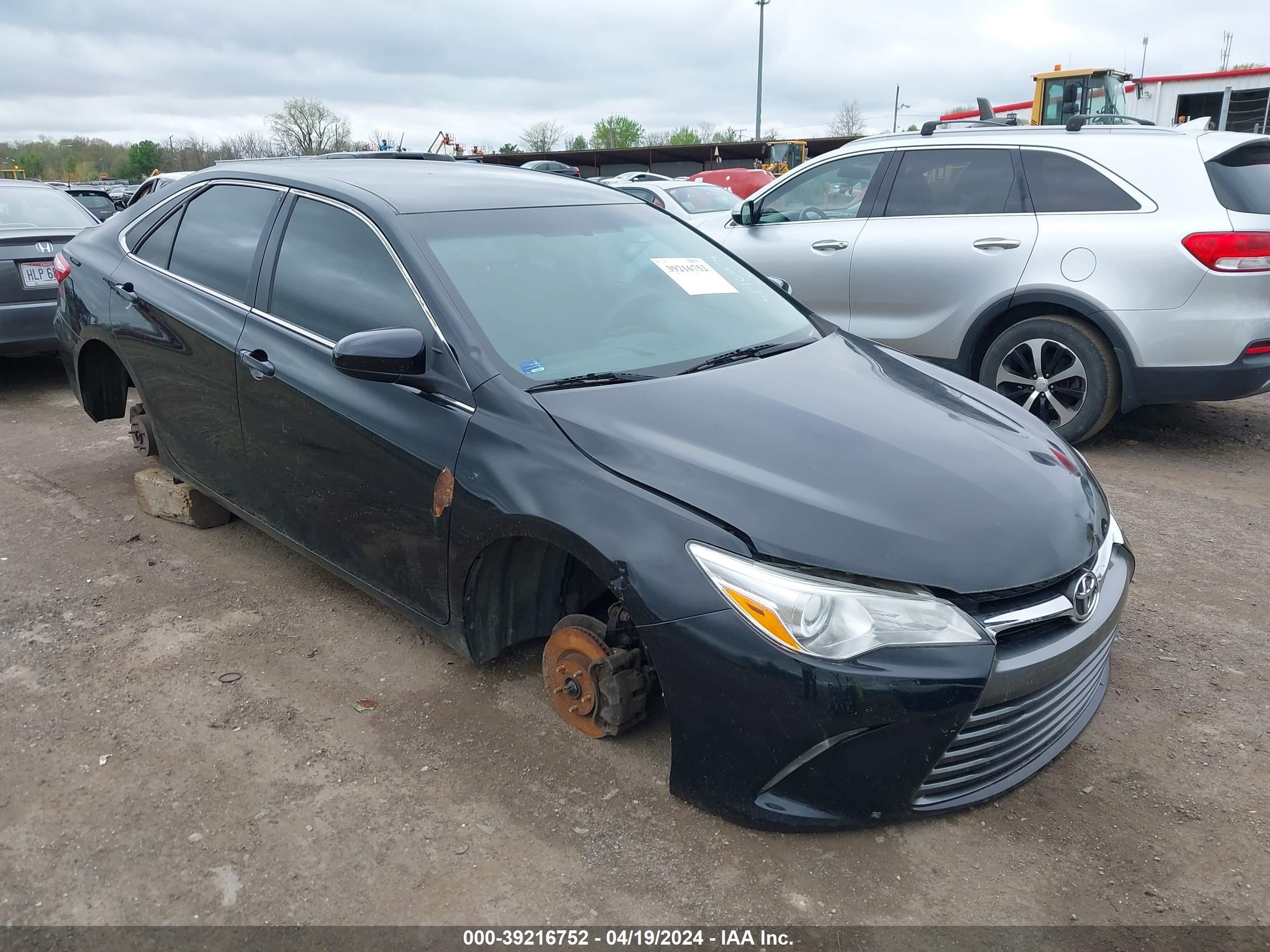 TOYOTA CAMRY 2015 4t4bf1fk8fr496271