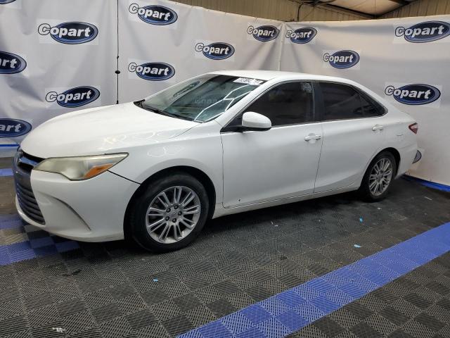 TOYOTA CAMRY LE 2016 4t4bf1fk8gr567180