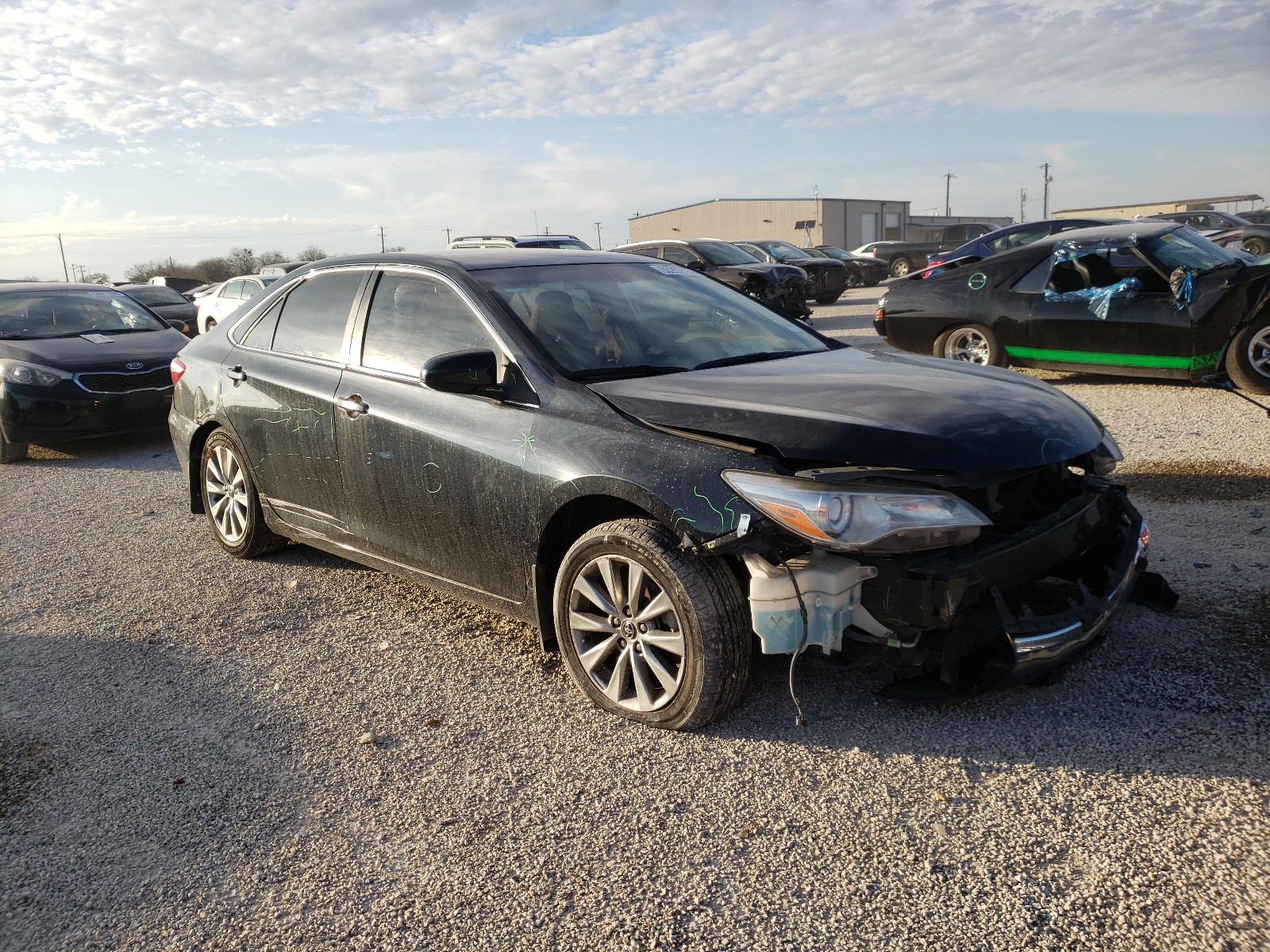 TOYOTA CAMRY LE 2015 4t4bf1fk9fr463358