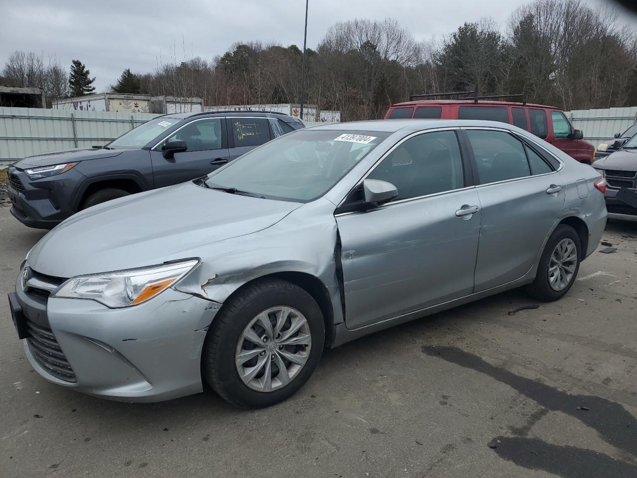 TOYOTA CAMRY 2015 4t4bf1fk9fr474585