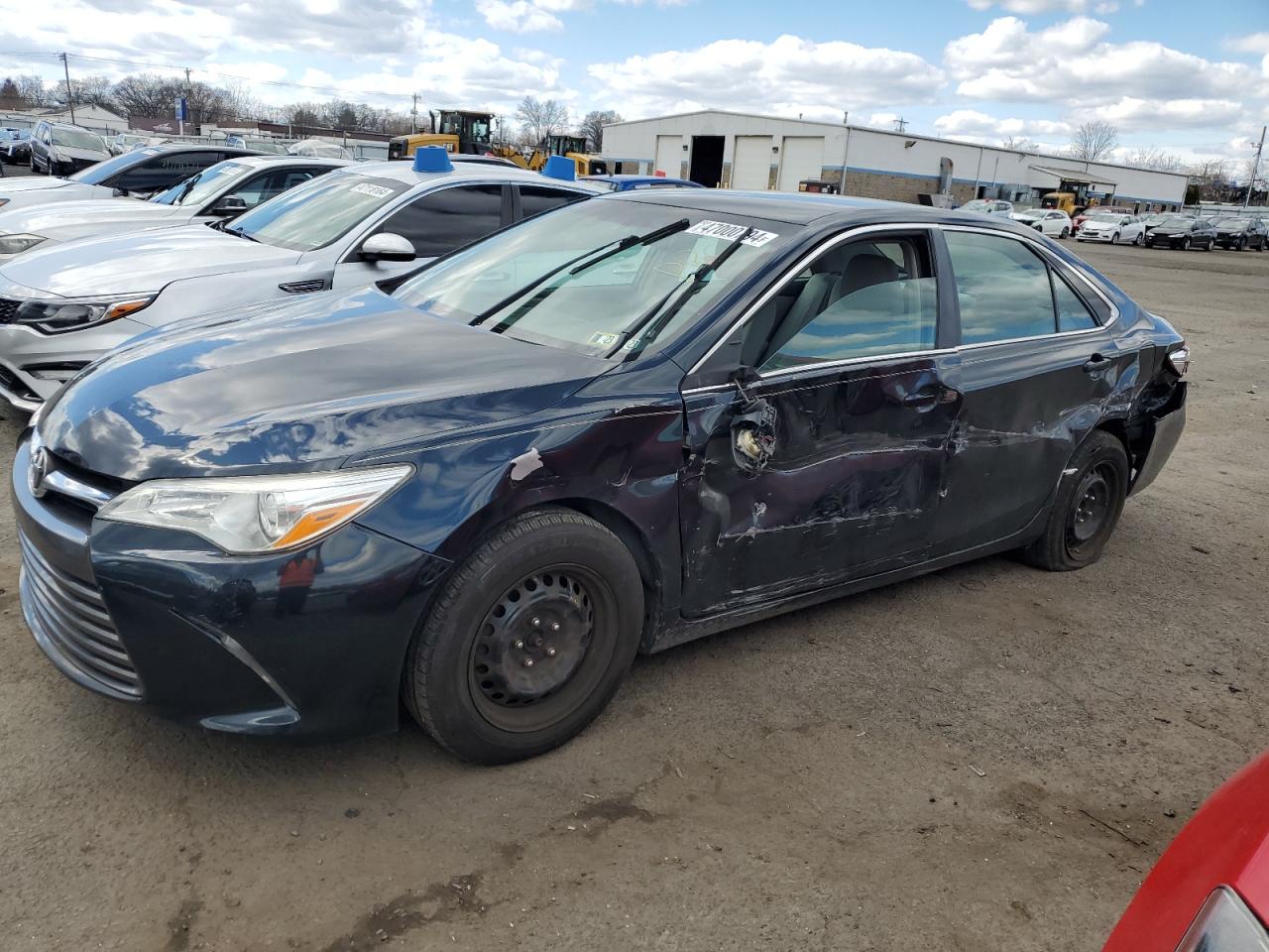 TOYOTA CAMRY 2015 4t4bf1fk9fr512915