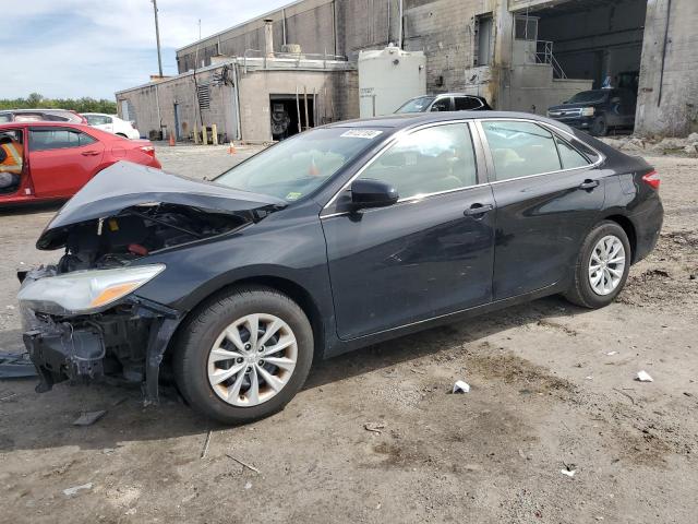 TOYOTA CAMRY LE 2015 4t4bf1fkxfr454992