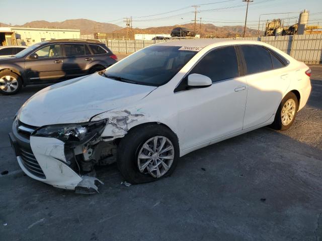 TOYOTA CAMRY LE 2015 4t4bf1fkxfr459836