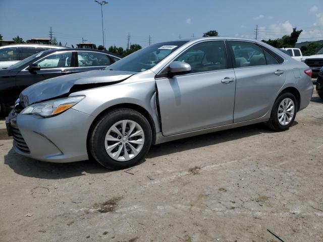 TOYOTA CAMRY LE 2015 4t4bf1fkxfr475146