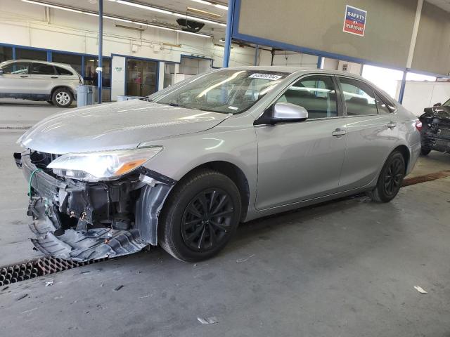 TOYOTA CAMRY LE 2015 4t4bf1fkxfr488768