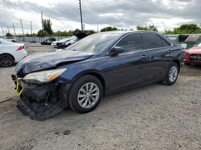 TOYOTA CAMRY LE 2015 4t4bf1fkxfr512969