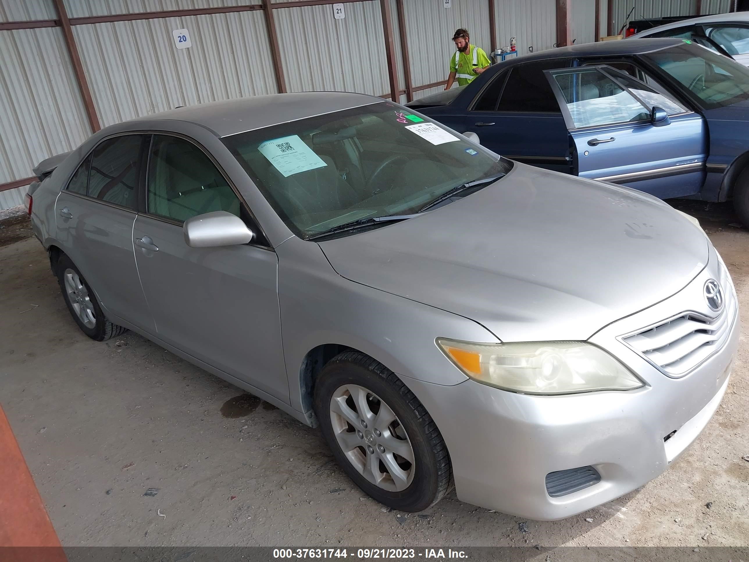 TOYOTA CAMRY 2011 4t4bf3ek8br188685