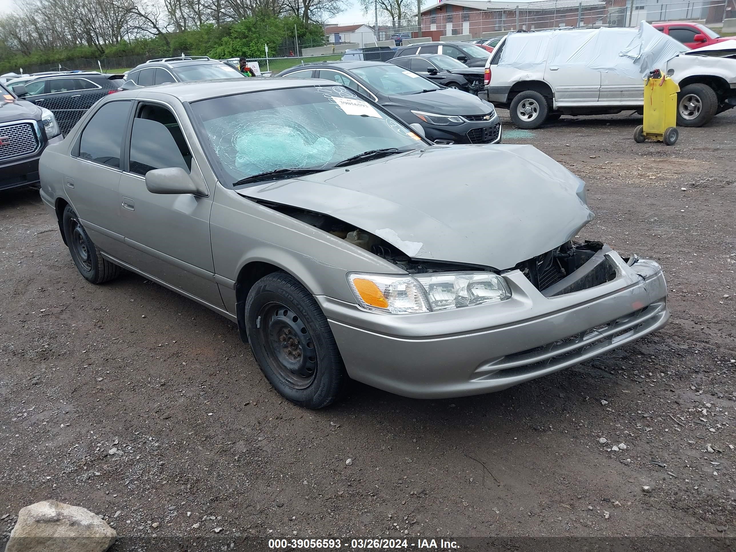 TOYOTA CAMRY 2000 4tabf22k4yu095087