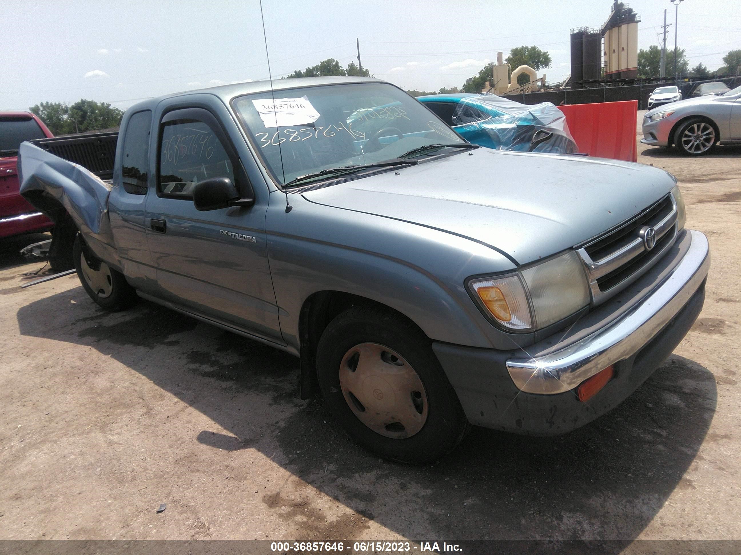 TOYOTA TACOMA 1998 4tavl52n7wz020569