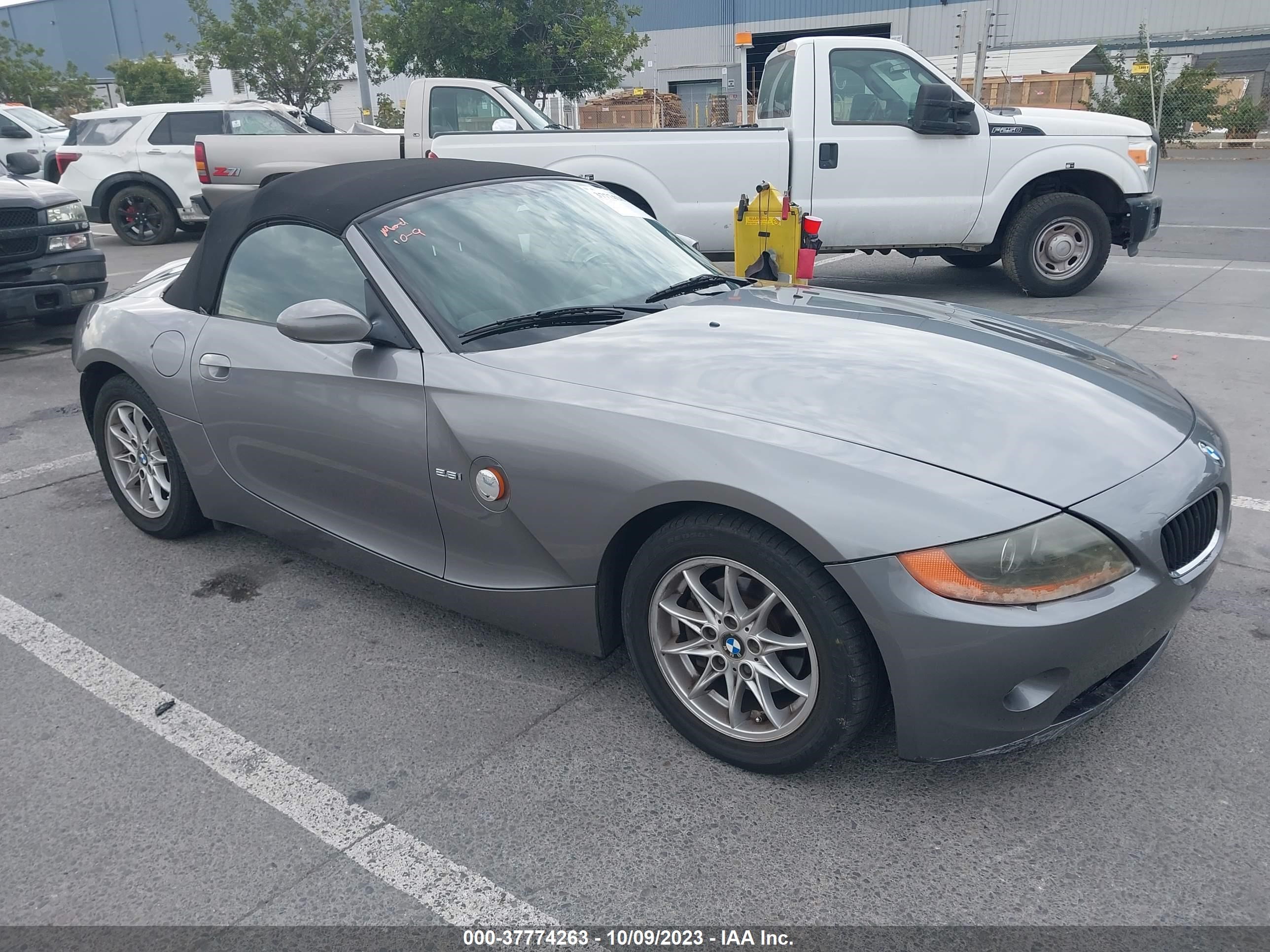 BMW Z4 2003 4usbt33403ls48164