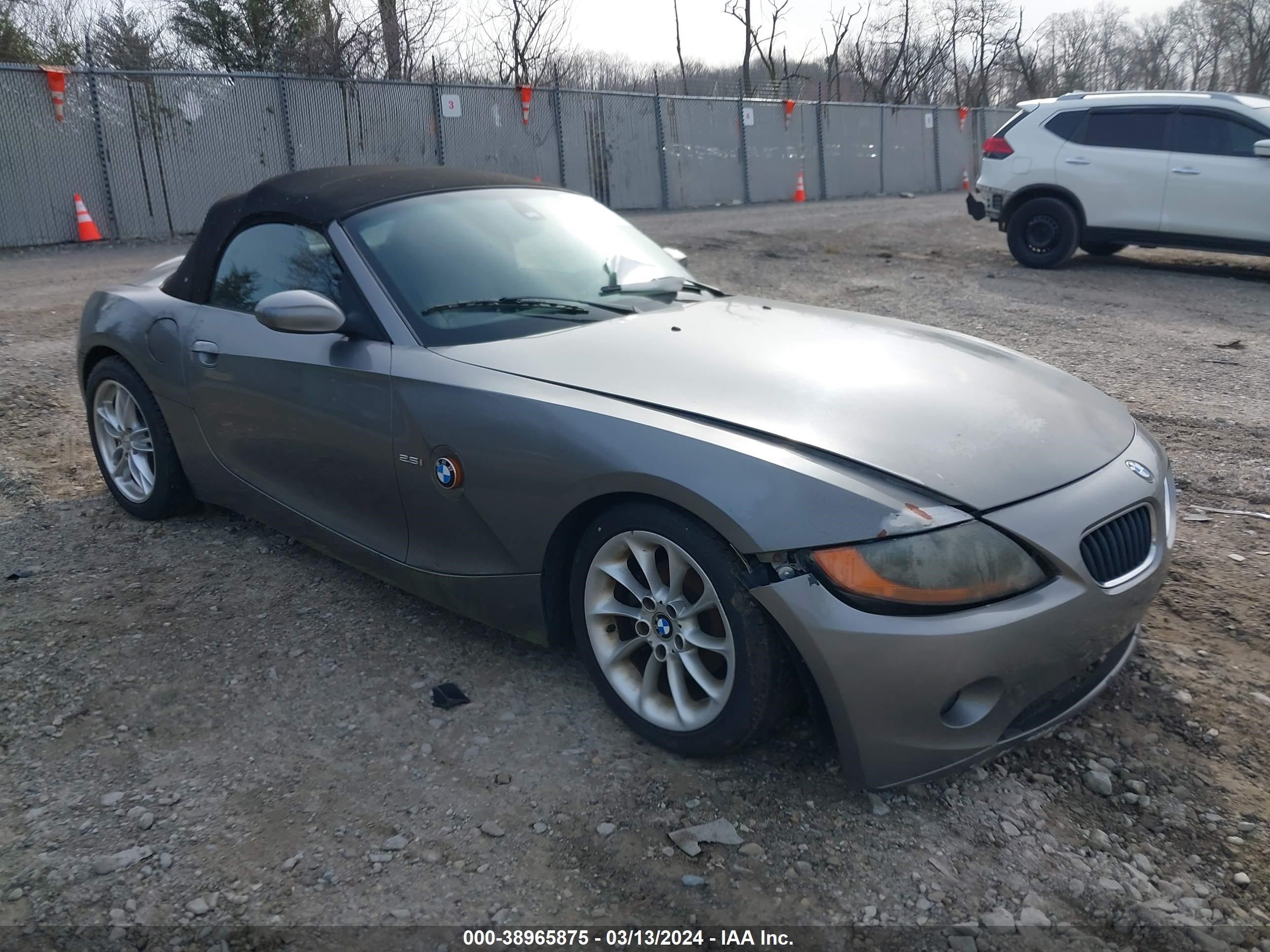 BMW Z4 2003 4usbt33413lr60697