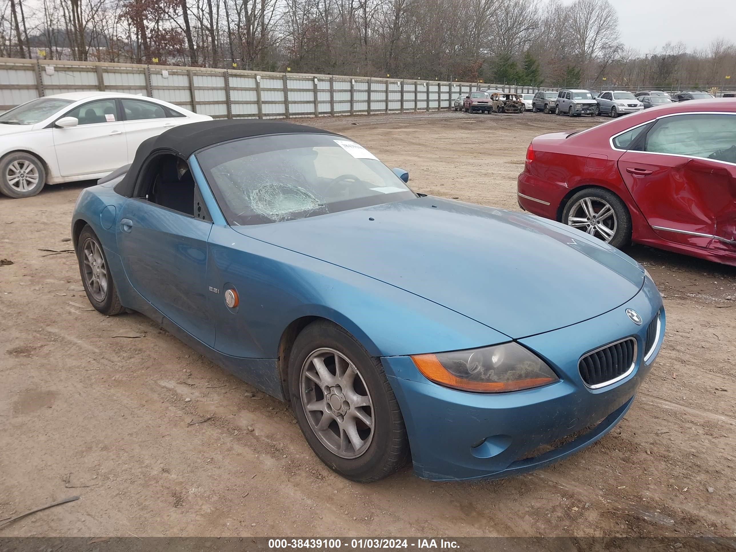 BMW Z4 2003 4usbt33433lr64234