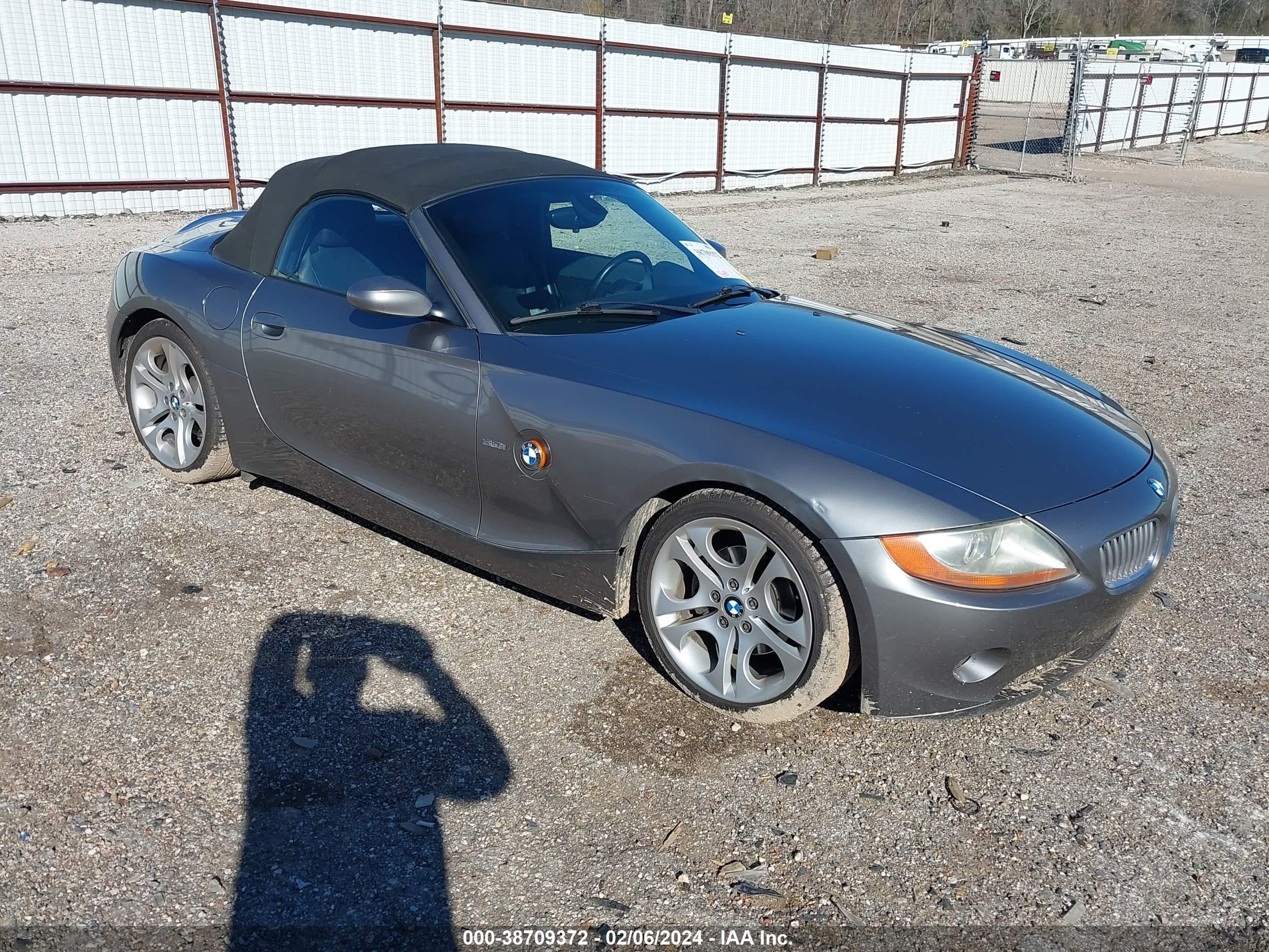 BMW Z4 2004 4usbt53514lt26120