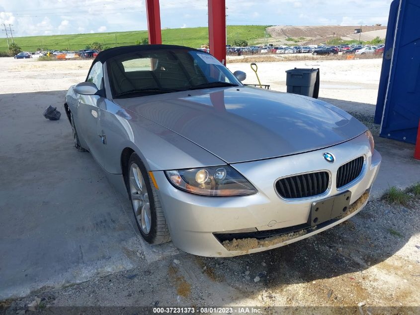 BMW Z4 2006 4usbu33576lw69793