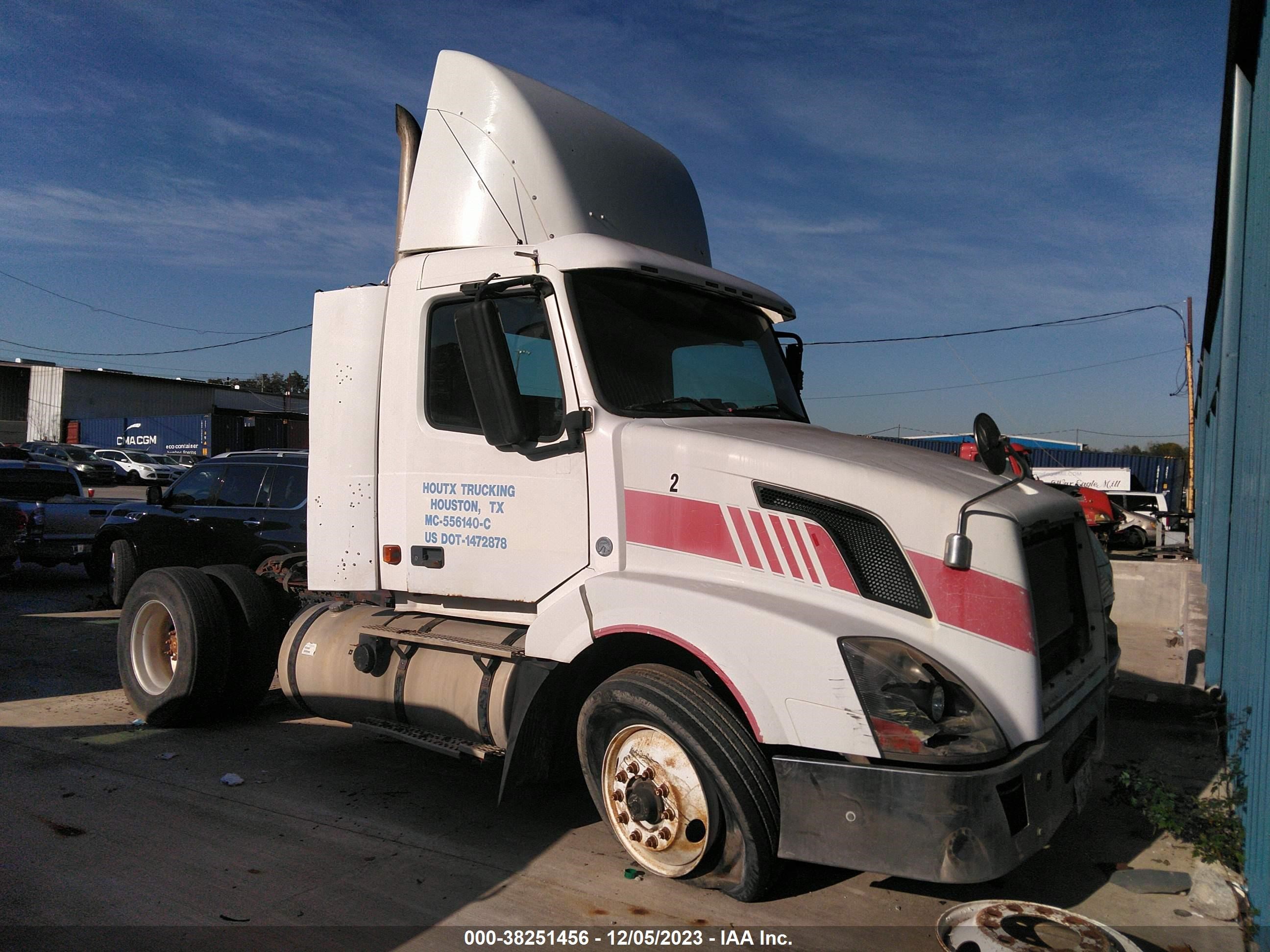 VOLVO NULL 2007 4v4n19gh57n466172