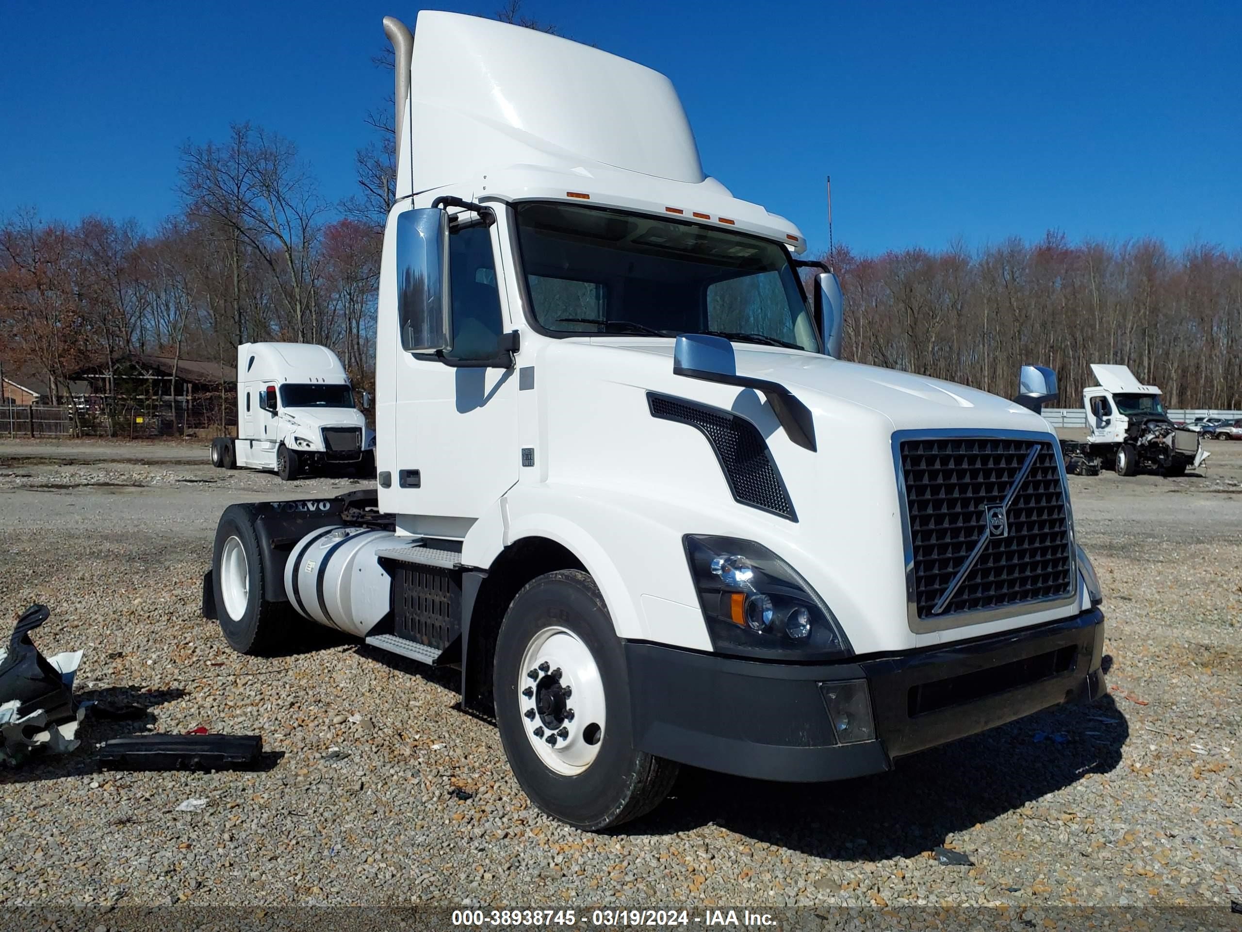 VOLVO ALL 2015 4v4n39ehxfn911209